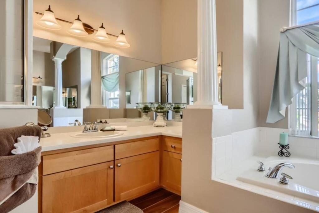 The Marvel Mansion 5Br Pool Home Near Disney World Orlando Luaran gambar
