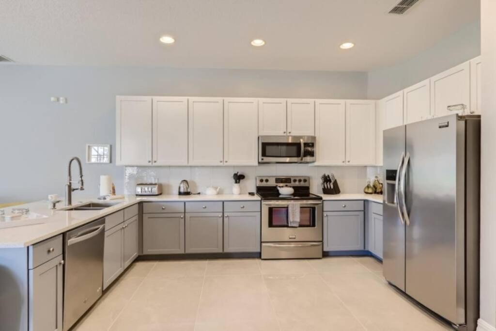 The Marvel Mansion 5Br Pool Home Near Disney World Orlando Luaran gambar